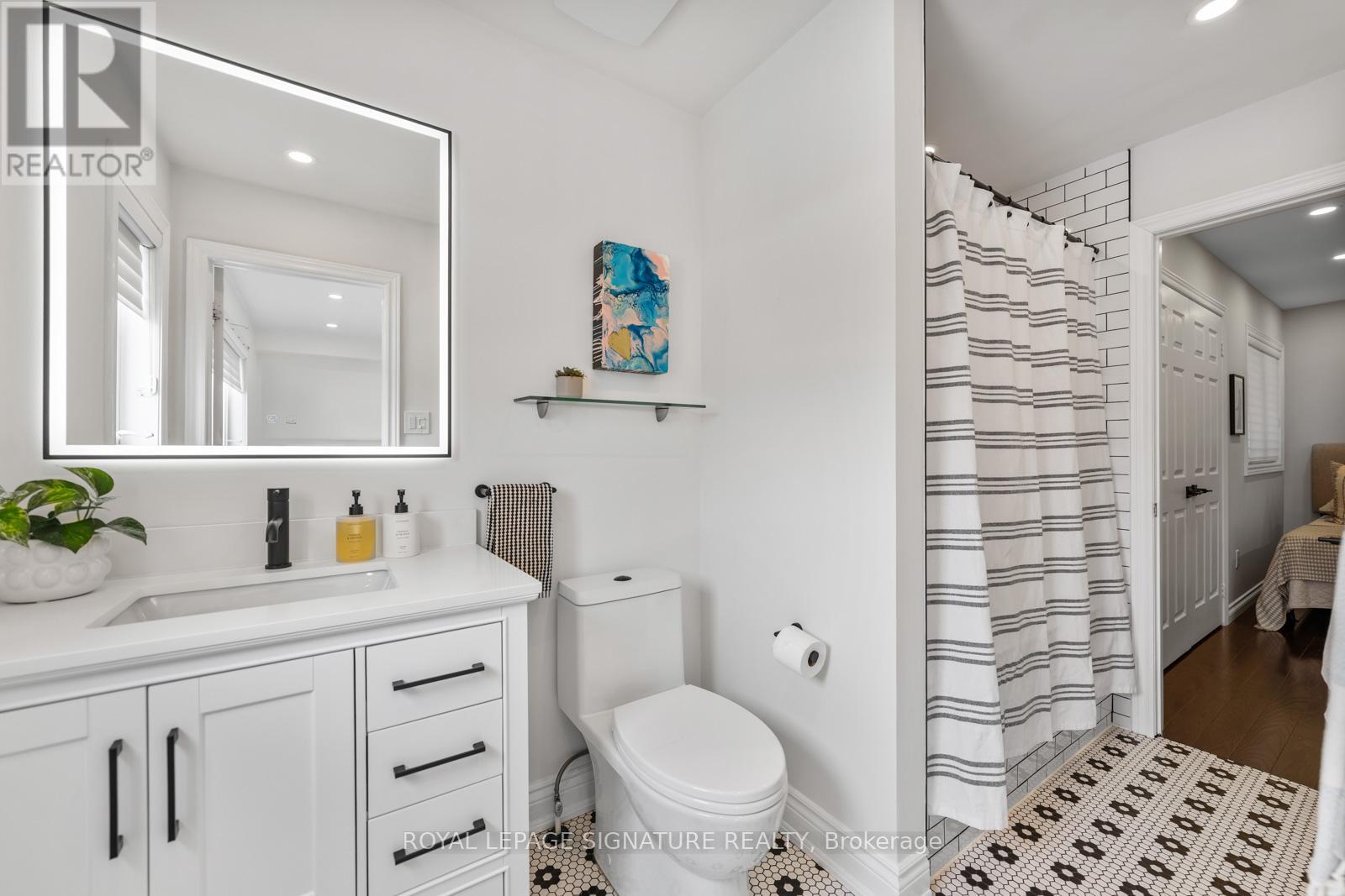 101 Boardwalk Drive, Toronto, Ontario  M4L 3X9 - Photo 19 - E12822556