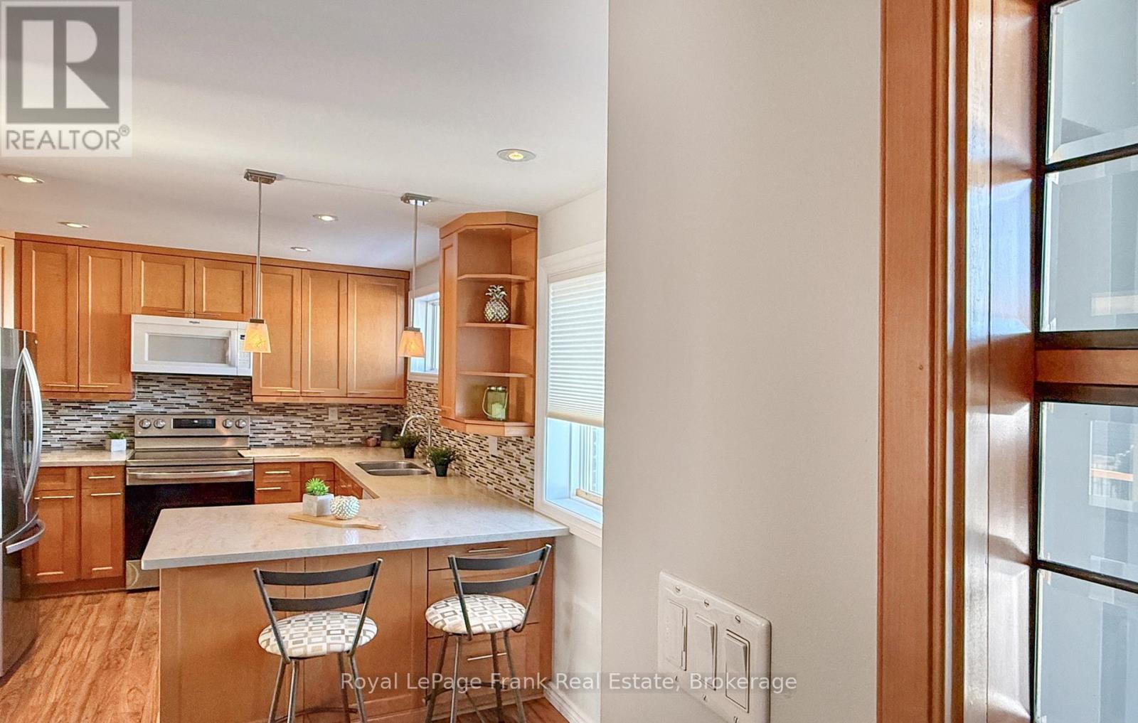 928 Centre Street N, Whitby, Ontario  L1N 4V1 - Photo 13 - E12822602