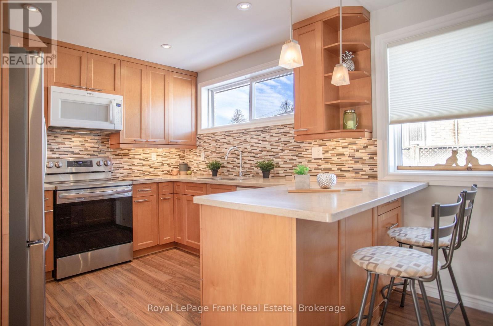 928 Centre Street N, Whitby, Ontario  L1N 4V1 - Photo 14 - E12822602