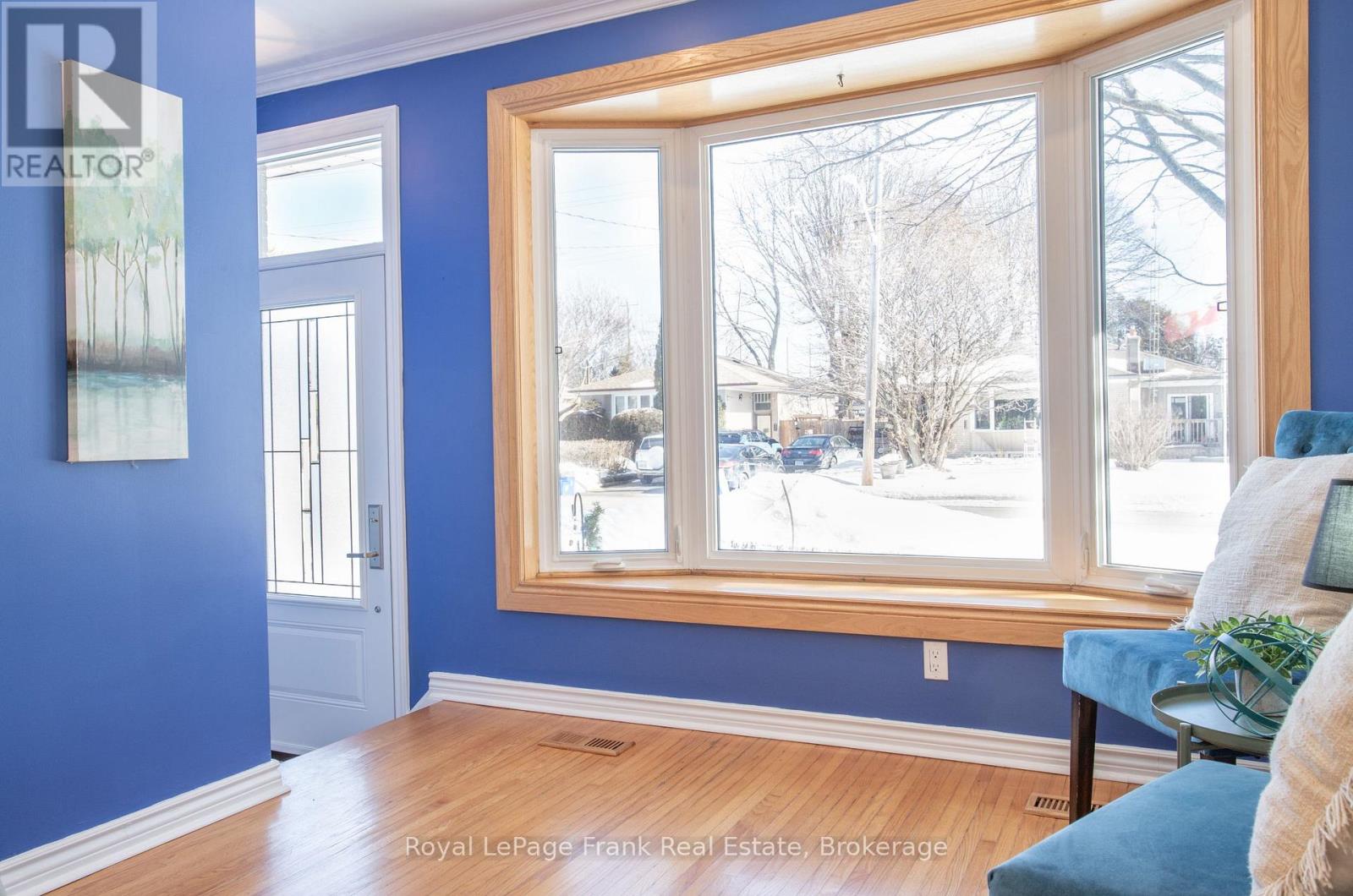 928 Centre Street N, Whitby, Ontario  L1N 4V1 - Photo 2 - E12822602