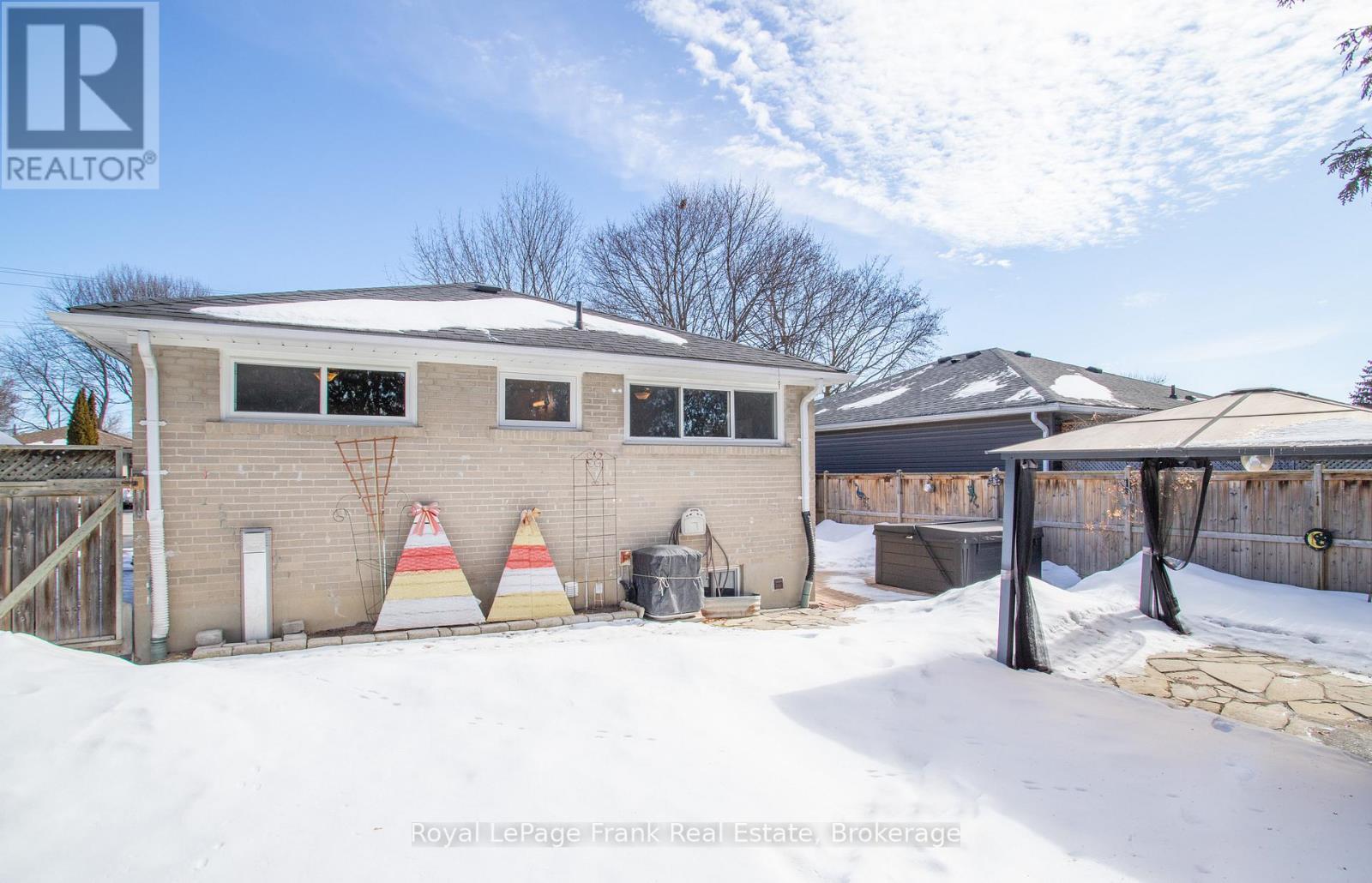 928 Centre Street N, Whitby, Ontario  L1N 4V1 - Photo 31 - E12822602