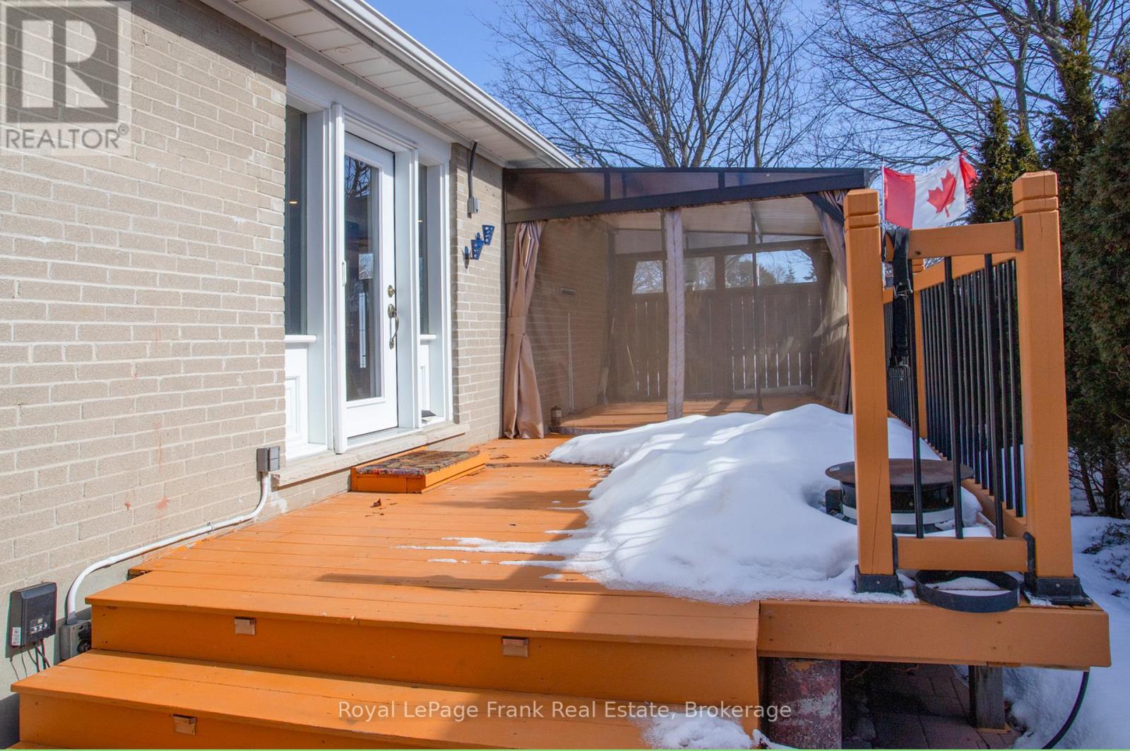 928 Centre Street N, Whitby, Ontario  L1N 4V1 - Photo 33 - E12822602