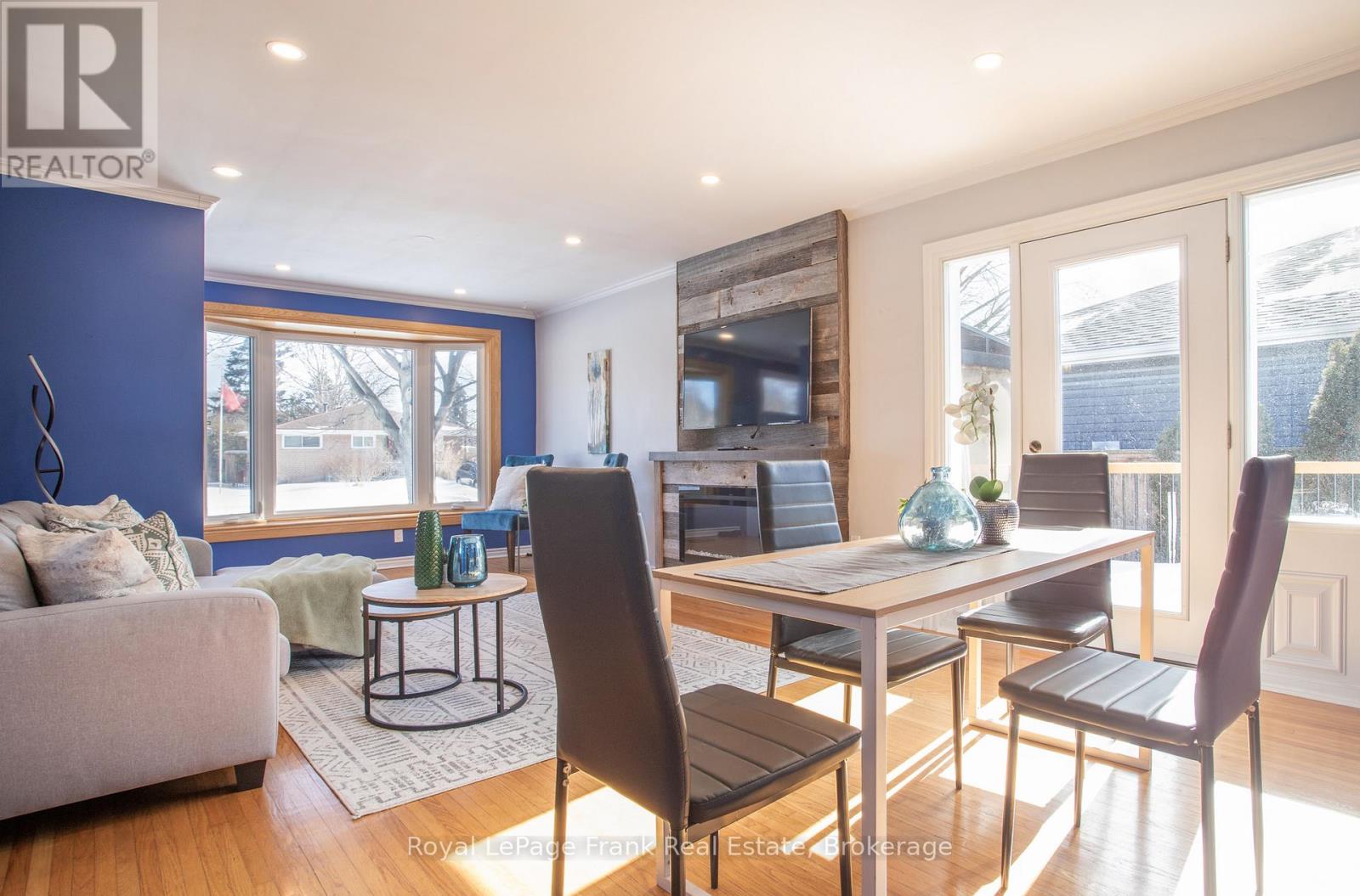 928 Centre Street N, Whitby, Ontario  L1N 4V1 - Photo 4 - E12822602