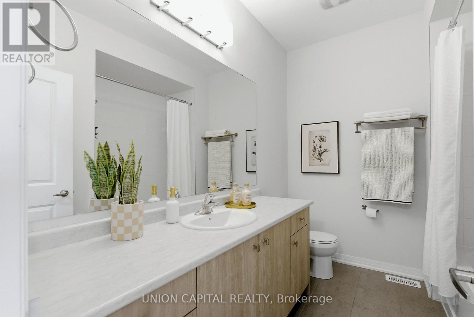 1177 Marathon Avenue, Pickering, Ontario  L1X 0L8 - Photo 16 - E12822672