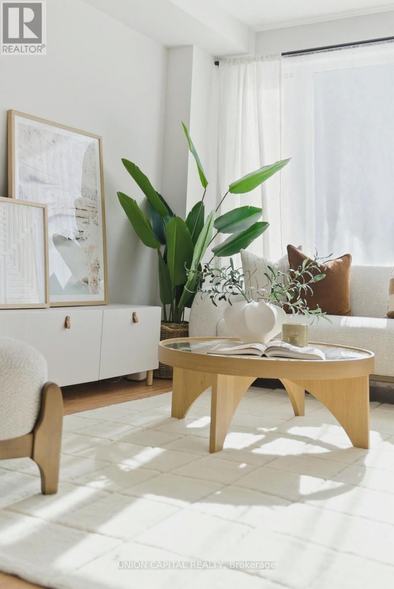 1177 Marathon Avenue, Pickering, Ontario  L1X 0L8 - Photo 3 - E12822672