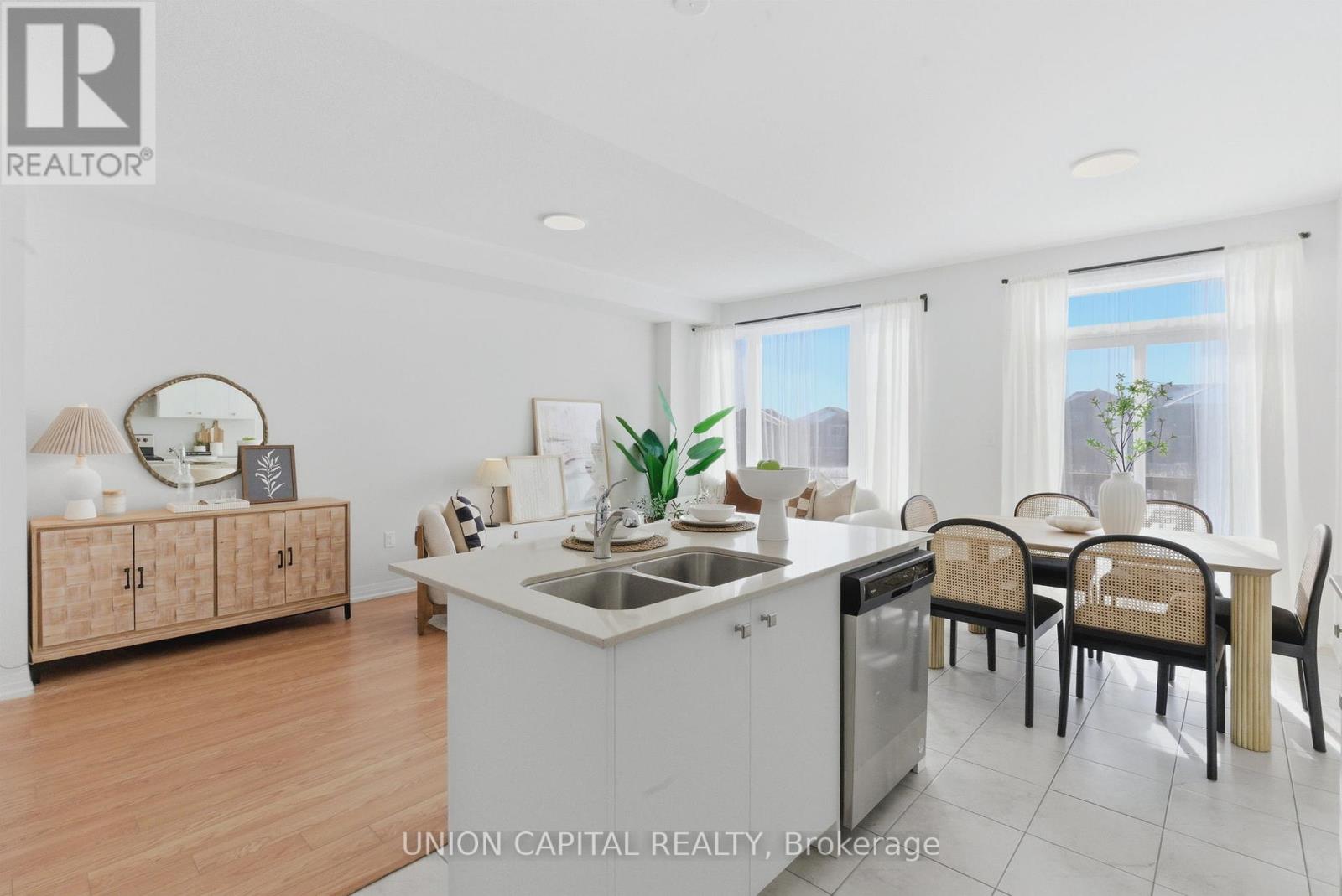 1177 Marathon Avenue, Pickering, Ontario  L1X 0L8 - Photo 8 - E12822672