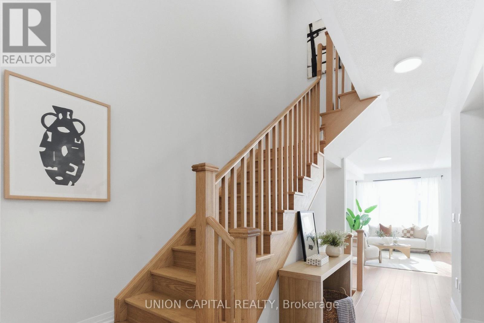 1177 Marathon Avenue, Pickering, Ontario  L1X 0L8 - Photo 9 - E12822672