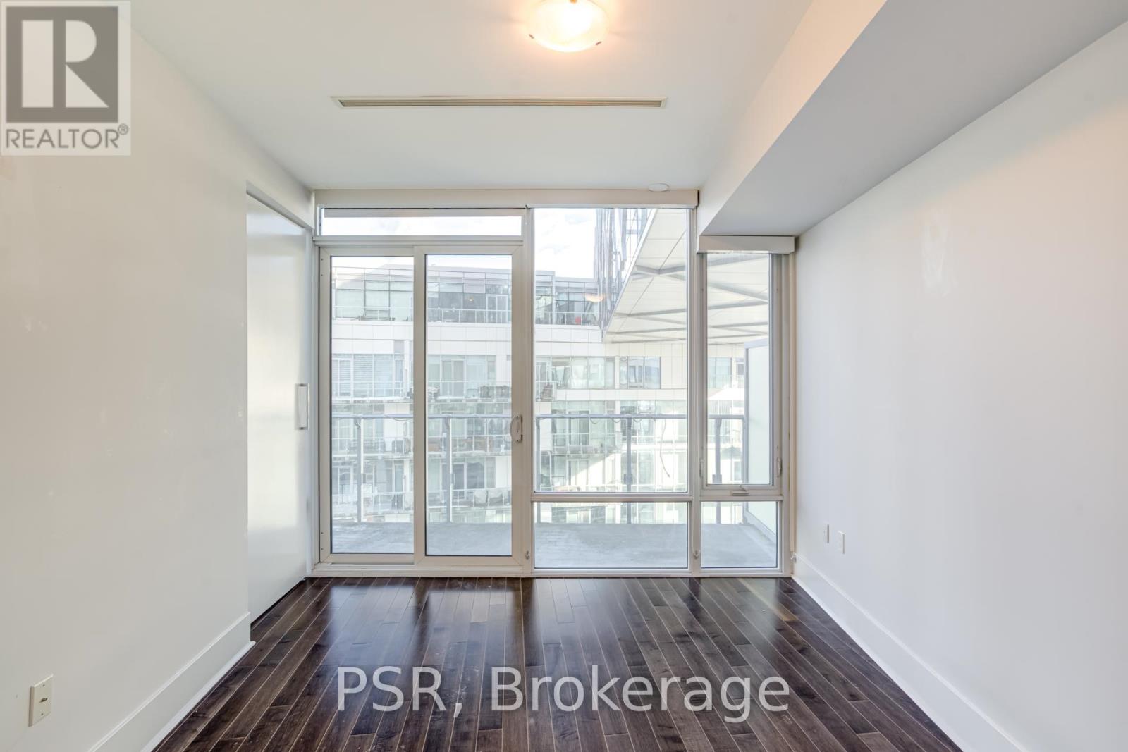 1101 - 29 Queens Quay E, Toronto, Ontario  M5E 0A4 - Photo 10 - C12720862