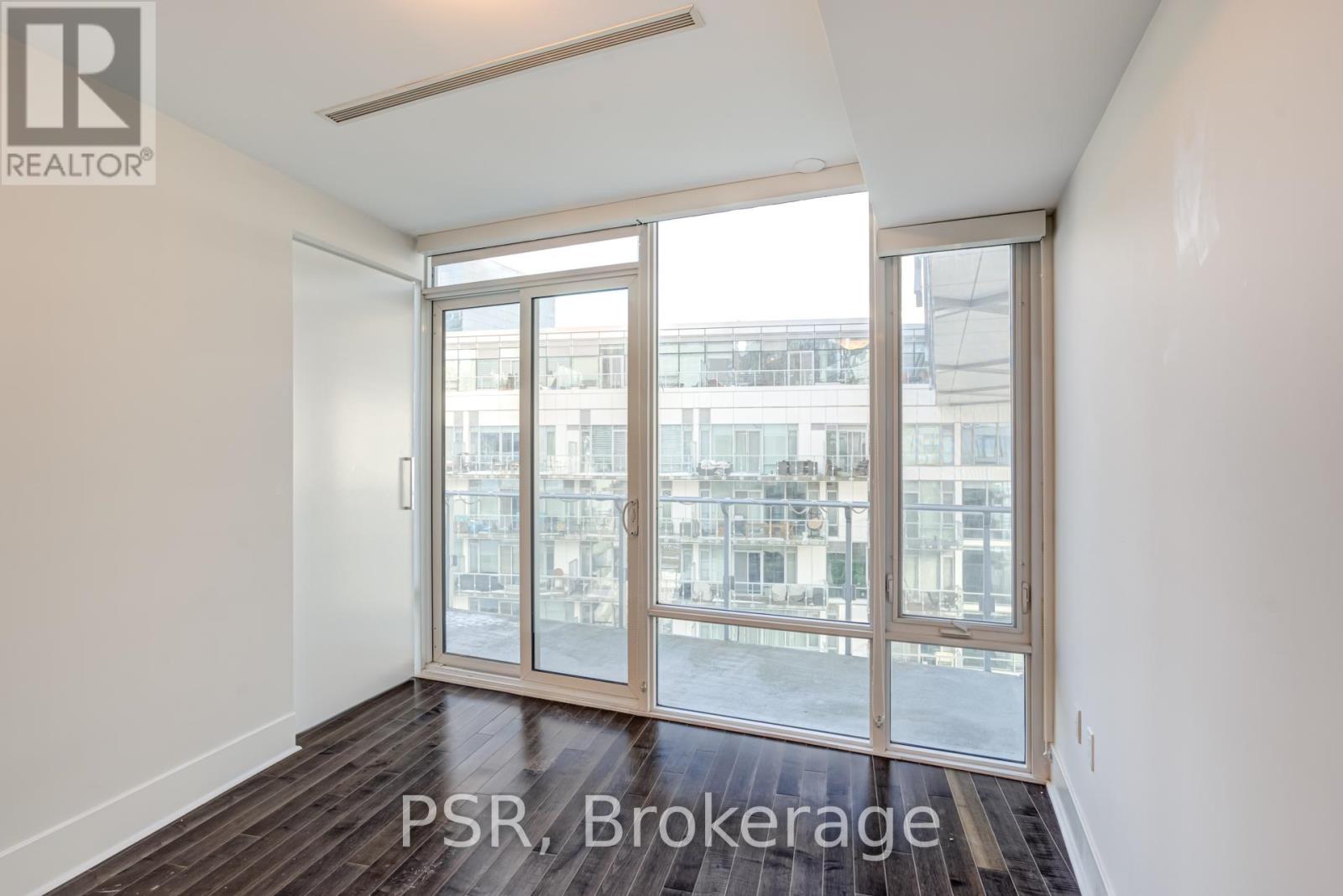 1101 - 29 Queens Quay E, Toronto, Ontario  M5E 0A4 - Photo 12 - C12720862