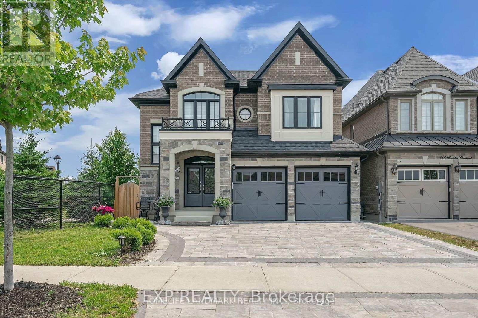 25 LADDER CRESCENT, East Gwillimbury, Ontario