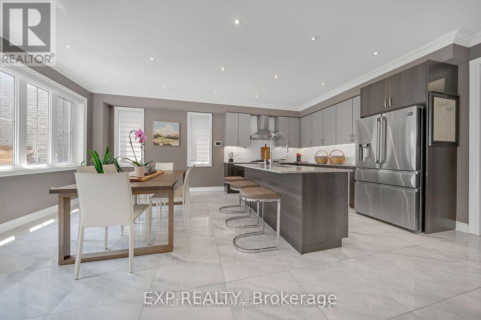 25 Ladder Crescent, East Gwillimbury, Ontario  L9N 0N8 - Photo 19 - N12822670