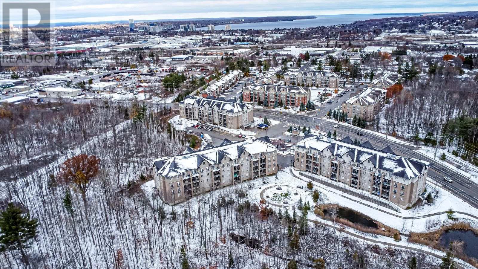 212 - 44 Ferndale Drive S, Barrie (Ardagh), Ontario L4N 2V1 - Photo 16 - S12822572