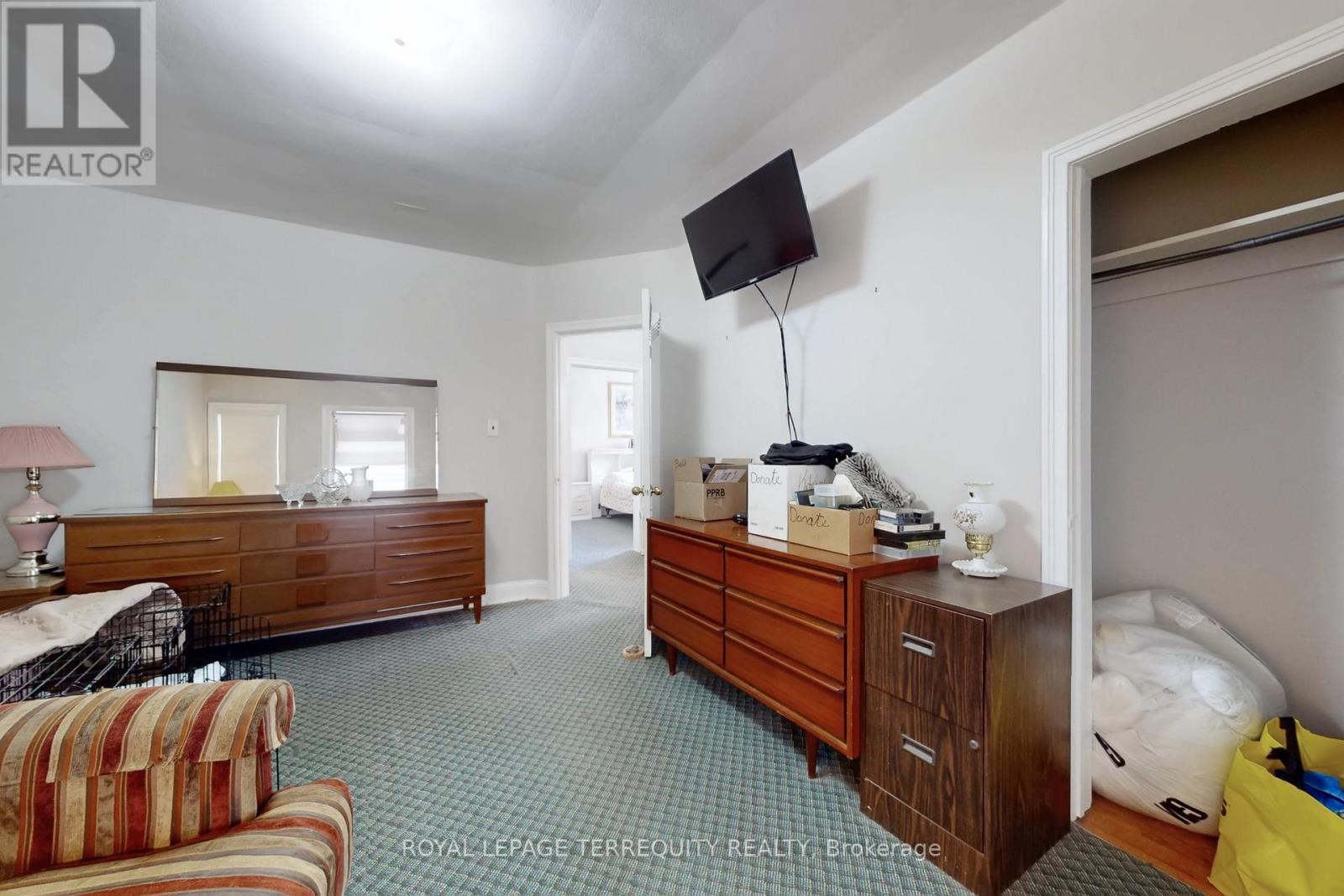 39 Coules Court, Toronto, Ontario  M8W 2N8 - Photo 26 - W12817384