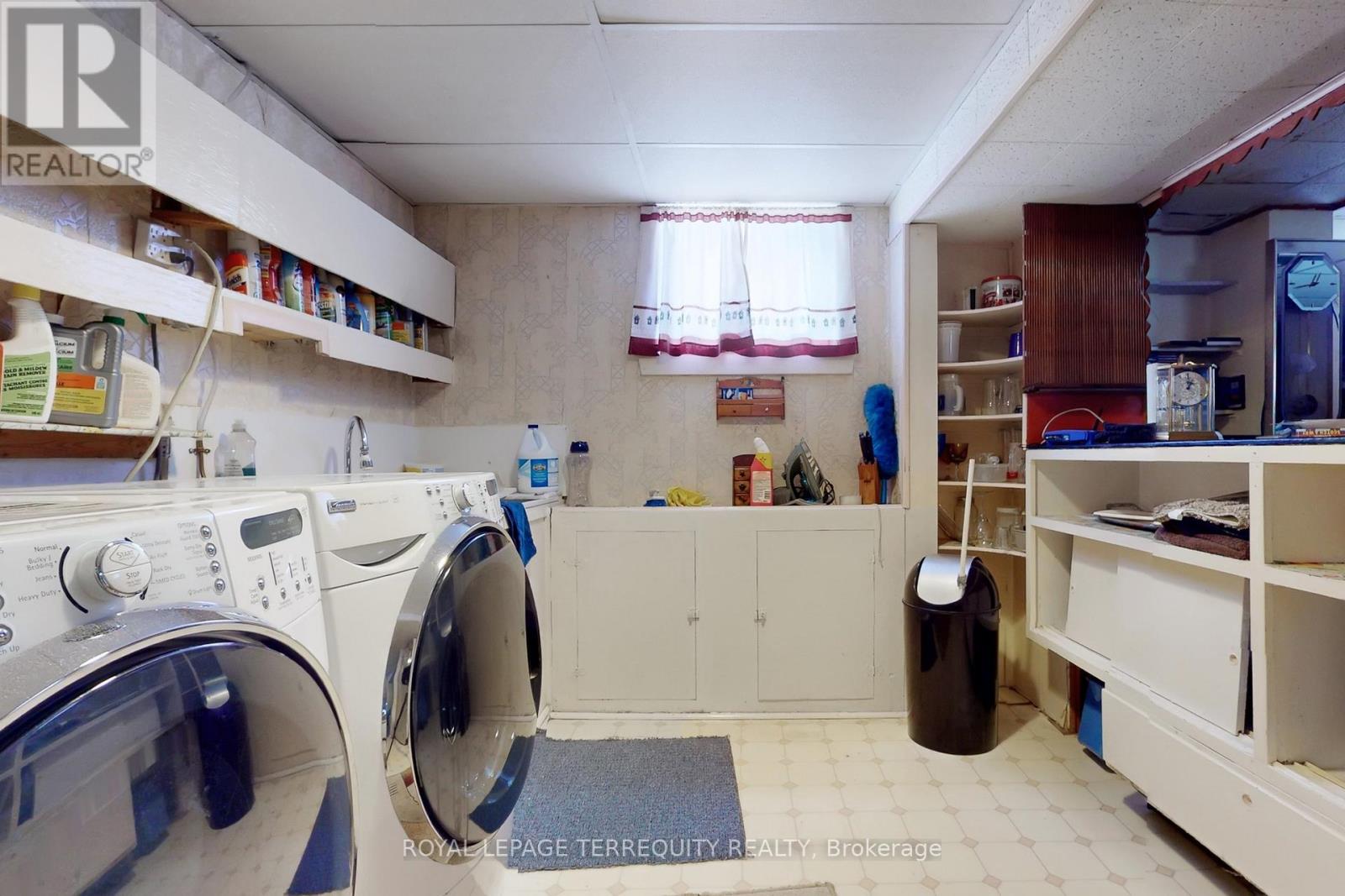 39 Coules Court, Toronto, Ontario  M8W 2N8 - Photo 46 - W12817384