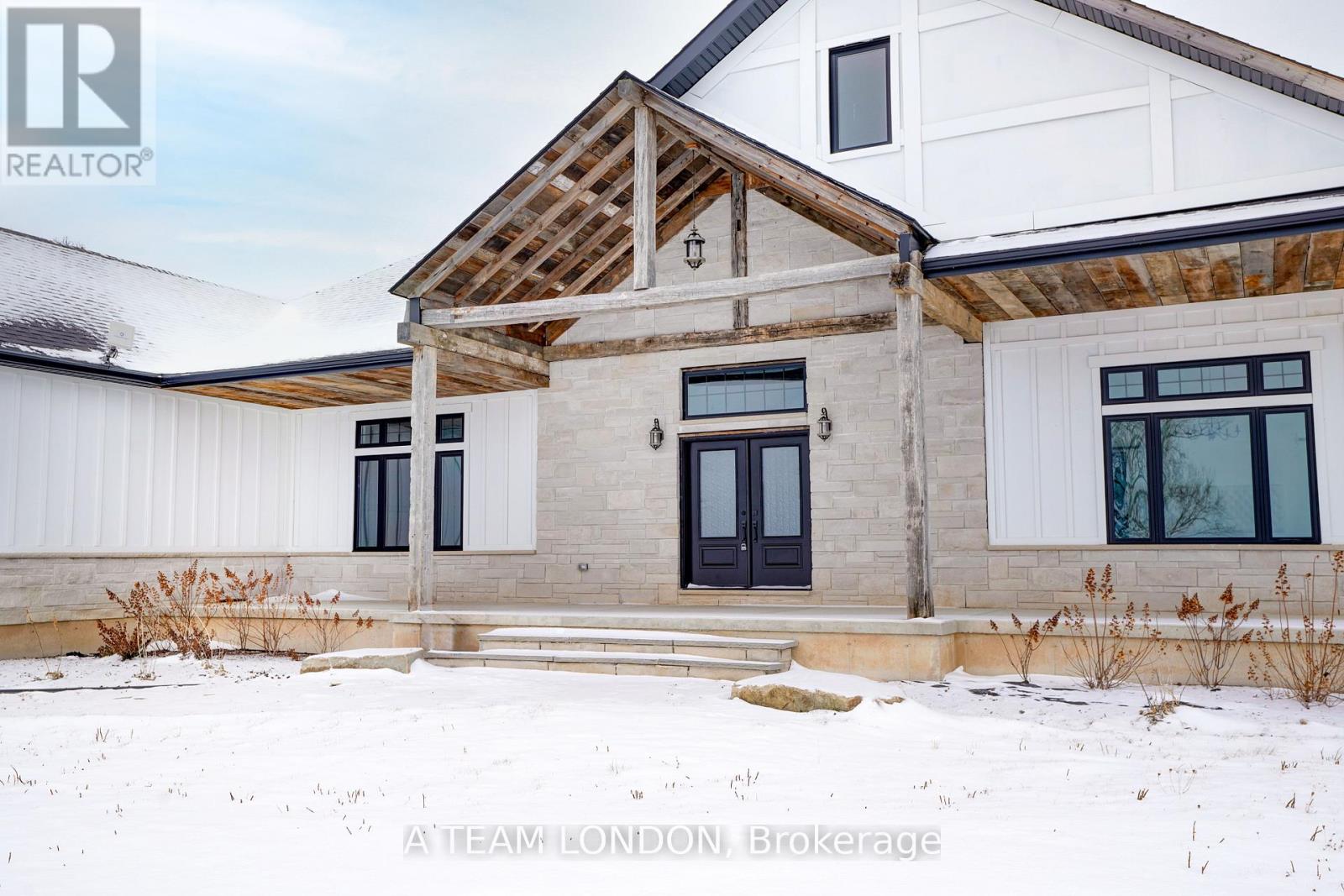 21298 Springfield Road, Southwest Middlesex, Ontario  N0L 1T0 - Photo 6 - X12679442