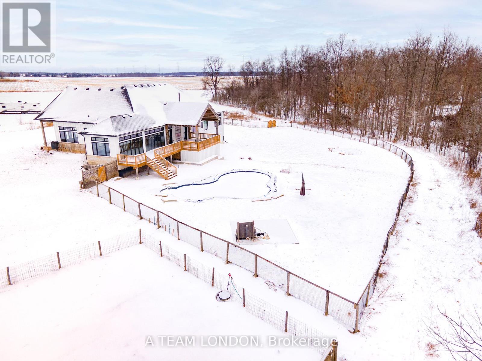 21298 Springfield Road, Southwest Middlesex, Ontario  N0L 1T0 - Photo 48 - X12679442