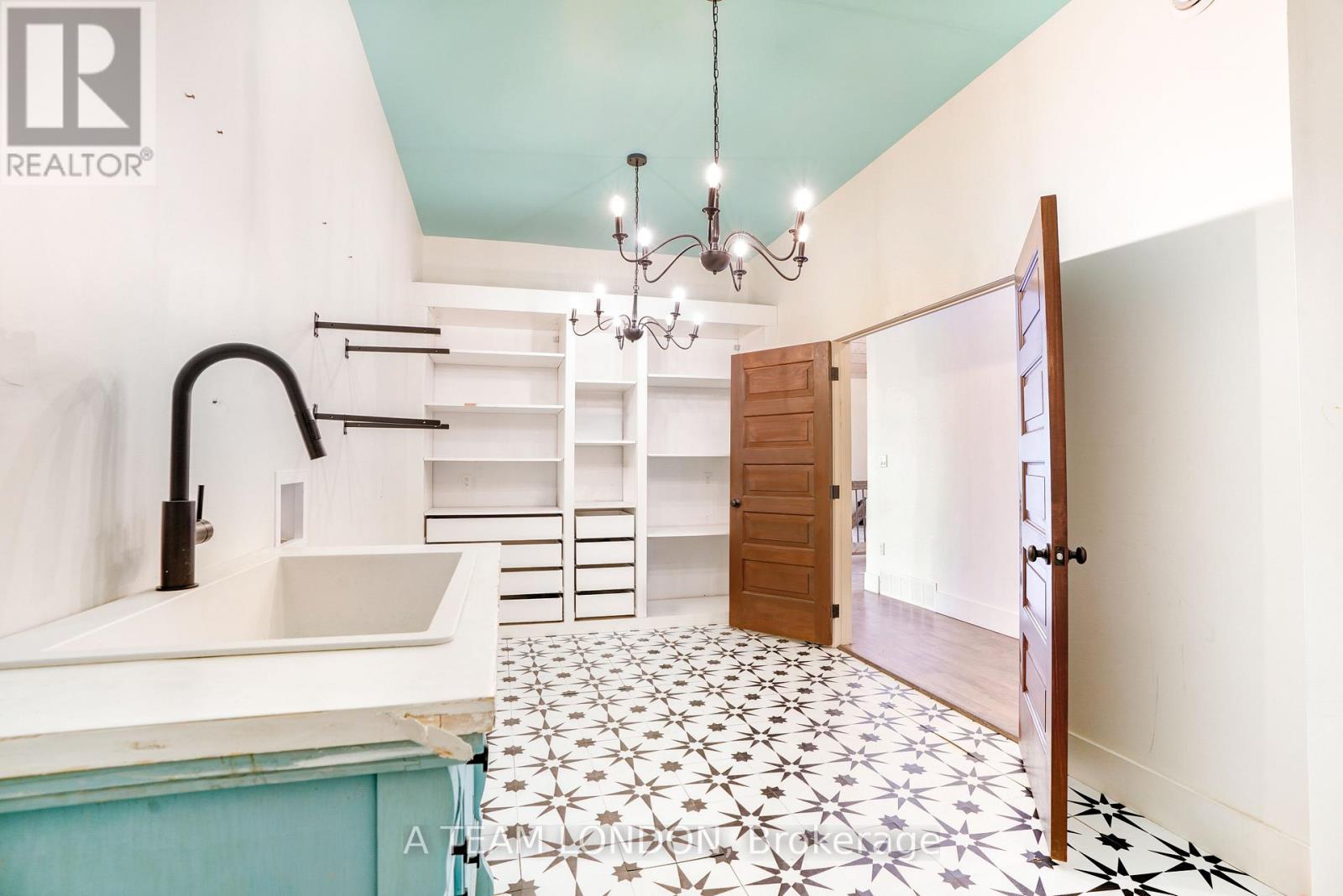 Photo 26 of 50 for 21298 Springfield Road