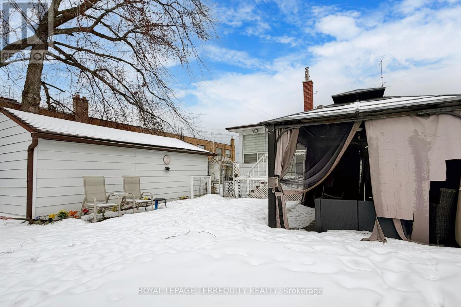 39 Coules Court, Toronto, Ontario  M8W 2N8 - Photo 49 - W12817384