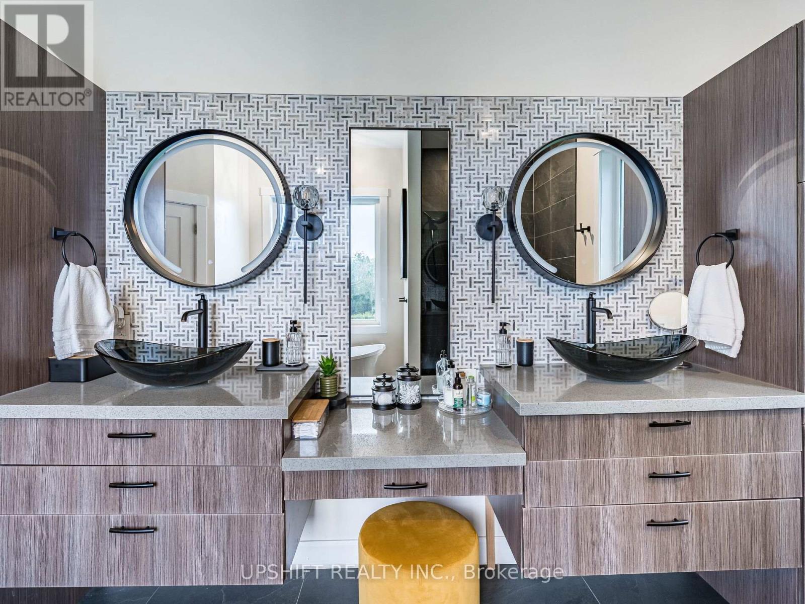 423474 6 Concession, West Grey, Ontario  N0C 1H0 - Photo 17 - X12348252