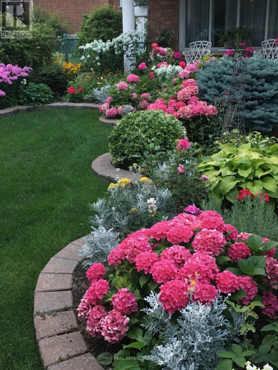 4085 Twine Crescent, Mississauga, Ontario  L4Z 1E8 - Photo 42 - W12822546