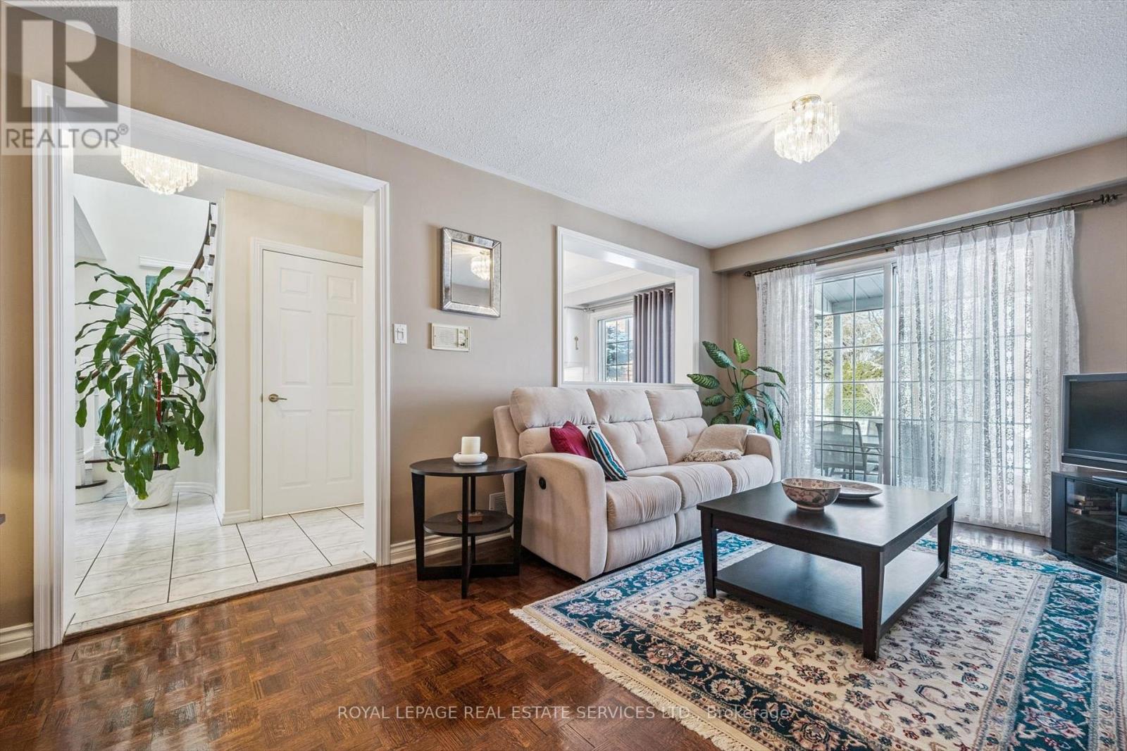 4085 Twine Crescent, Mississauga, Ontario  L4Z 1E8 - Photo 7 - W12822546