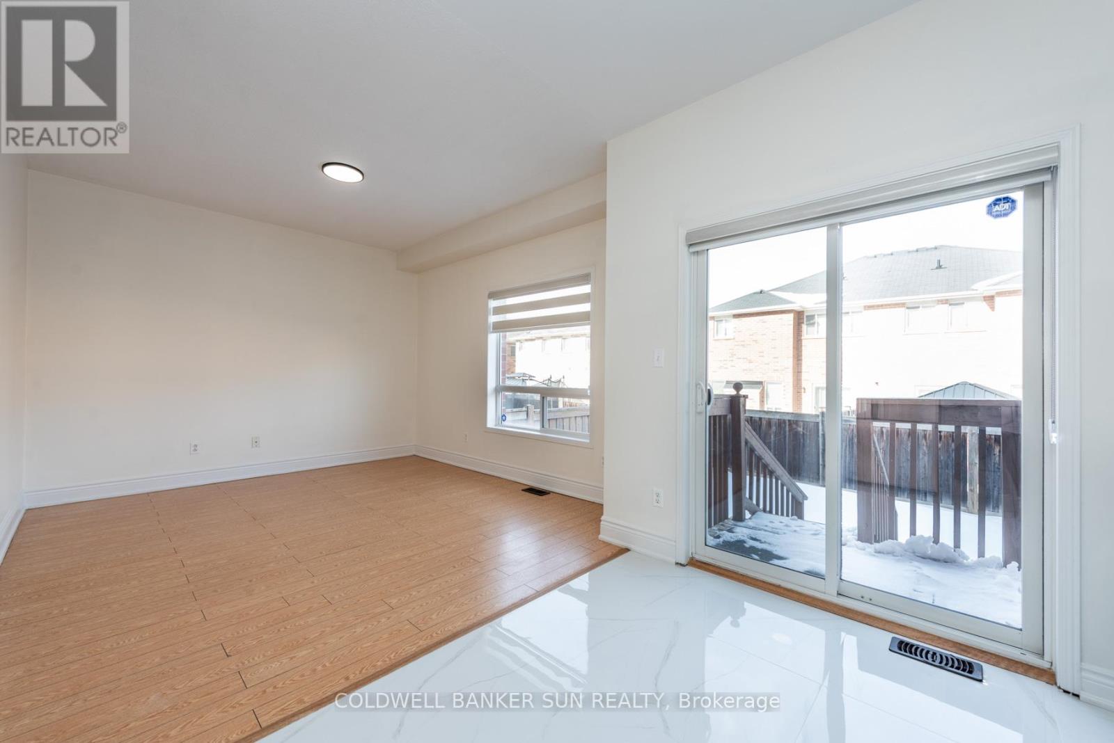 13 Travis Crescent, Brampton, Ontario  L7A 0P2 - Photo 13 - W12822578