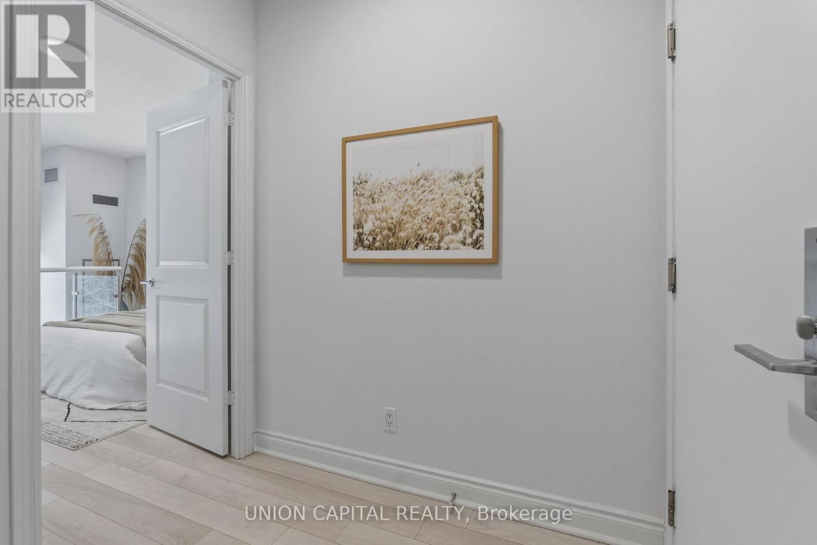 Wl04 - 80 Marine Parade Drive, Toronto, Ontario  M8V 0A3 - Photo 17 - W12822586