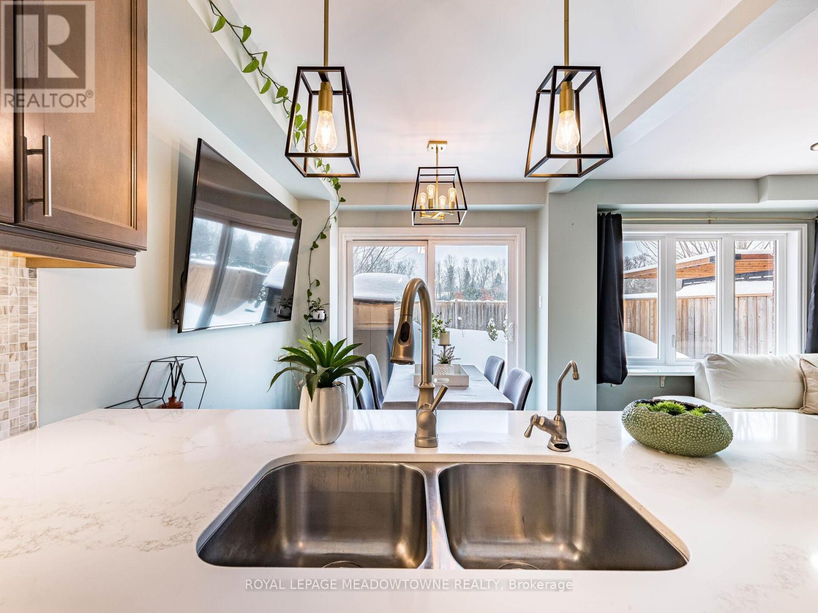 12 - 30 Townline, Orangeville, Ontario  L9W 7P6 - Photo 24 - W12822702