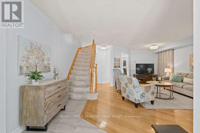 5 James Young Drive, Halton Hills, Ontario  L7G 5S6 - Photo 17 - W12822716