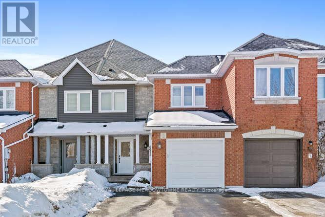 5 James Young Drive, Halton Hills, Ontario  L7G 5S6 - Photo 2 - W12822716