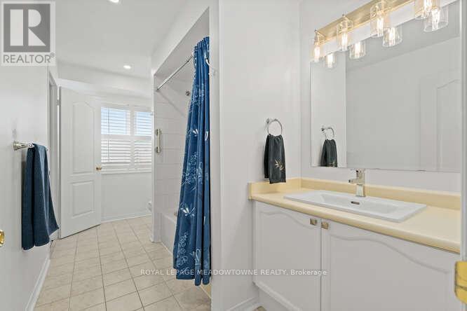 5 James Young Drive, Halton Hills, Ontario  L7G 5S6 - Photo 28 - W12822716