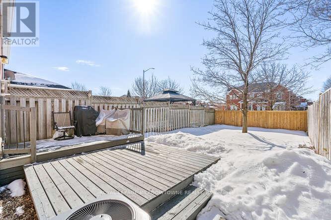 5 James Young Drive, Halton Hills, Ontario  L7G 5S6 - Photo 36 - W12822716