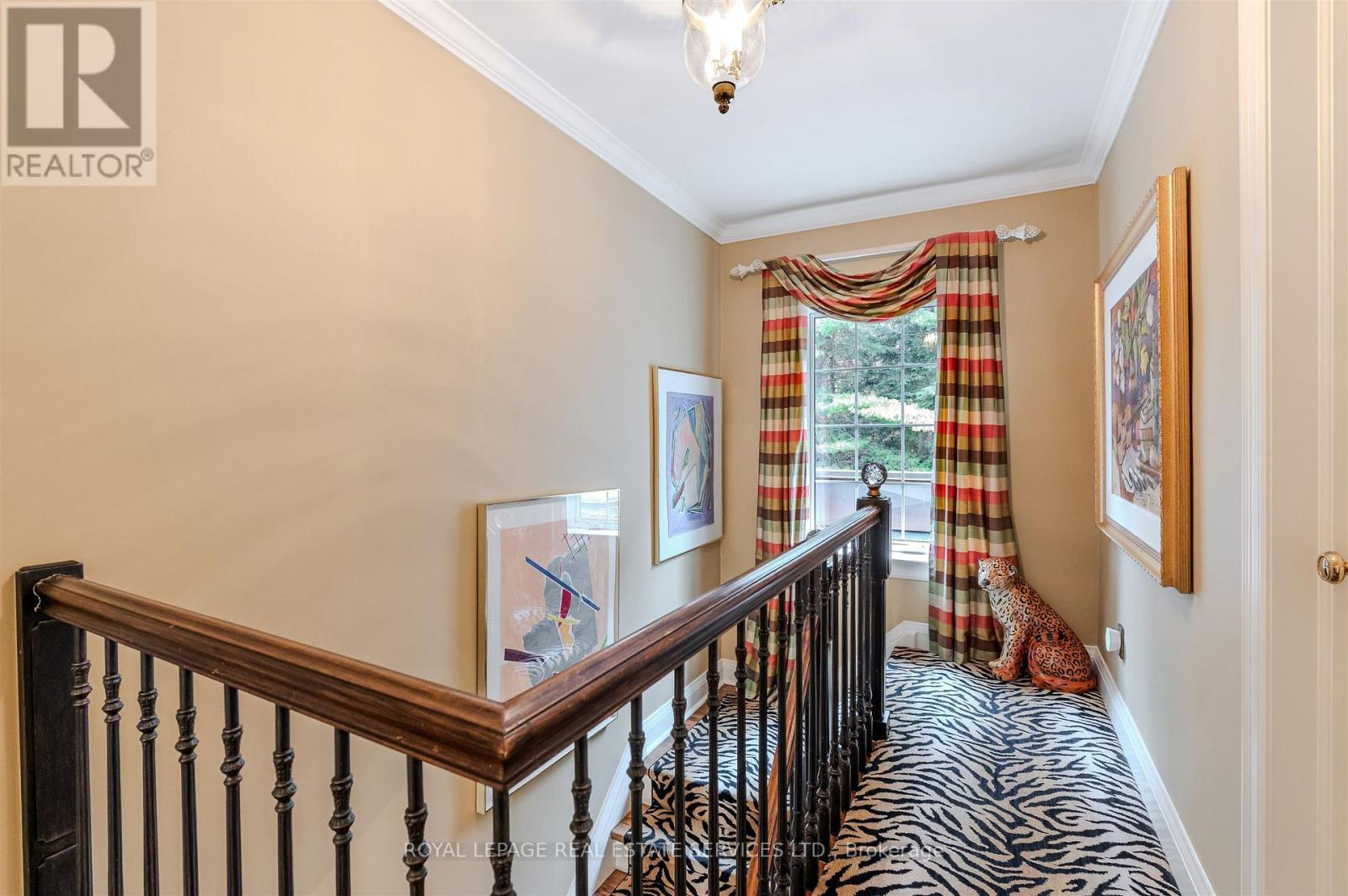 14 Riverside Crescent, Toronto, Ontario  M6S 1B6 - Photo 12 - W12822732