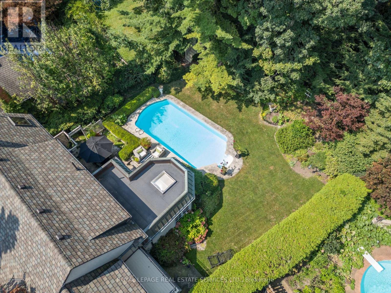 14 Riverside Crescent, Toronto, Ontario  M6S 1B6 - Photo 38 - W12822732