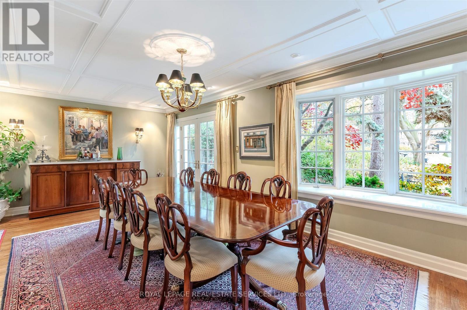 14 Riverside Crescent, Toronto, Ontario  M6S 1B6 - Photo 6 - W12822732