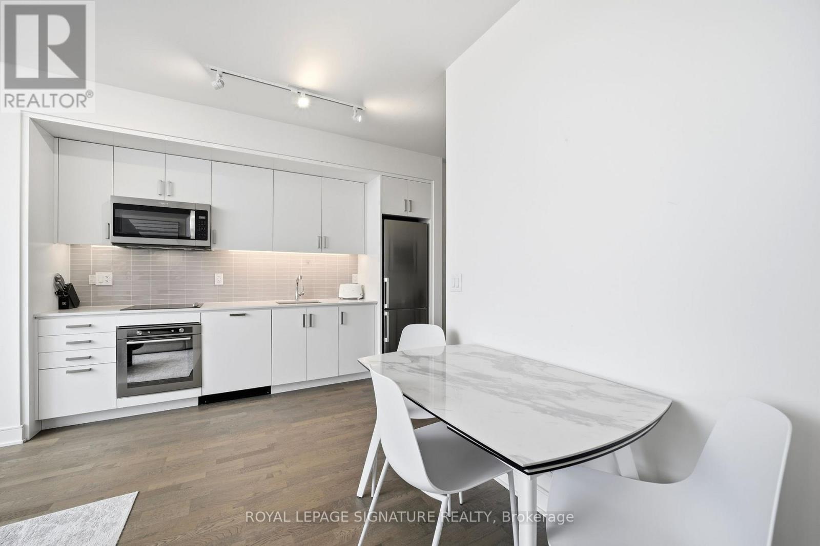 472 - 1575 Lakeshore Road W, Mississauga, Ontario  L5J 0B1 - Photo 17 - W12822818