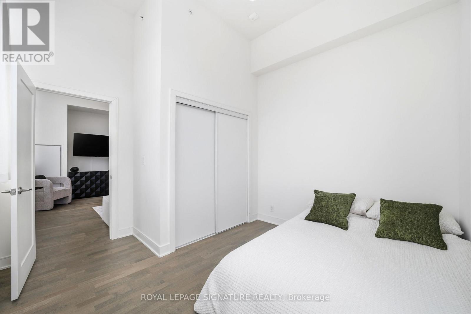 472 - 1575 Lakeshore Road W, Mississauga, Ontario  L5J 0B1 - Photo 23 - W12822818