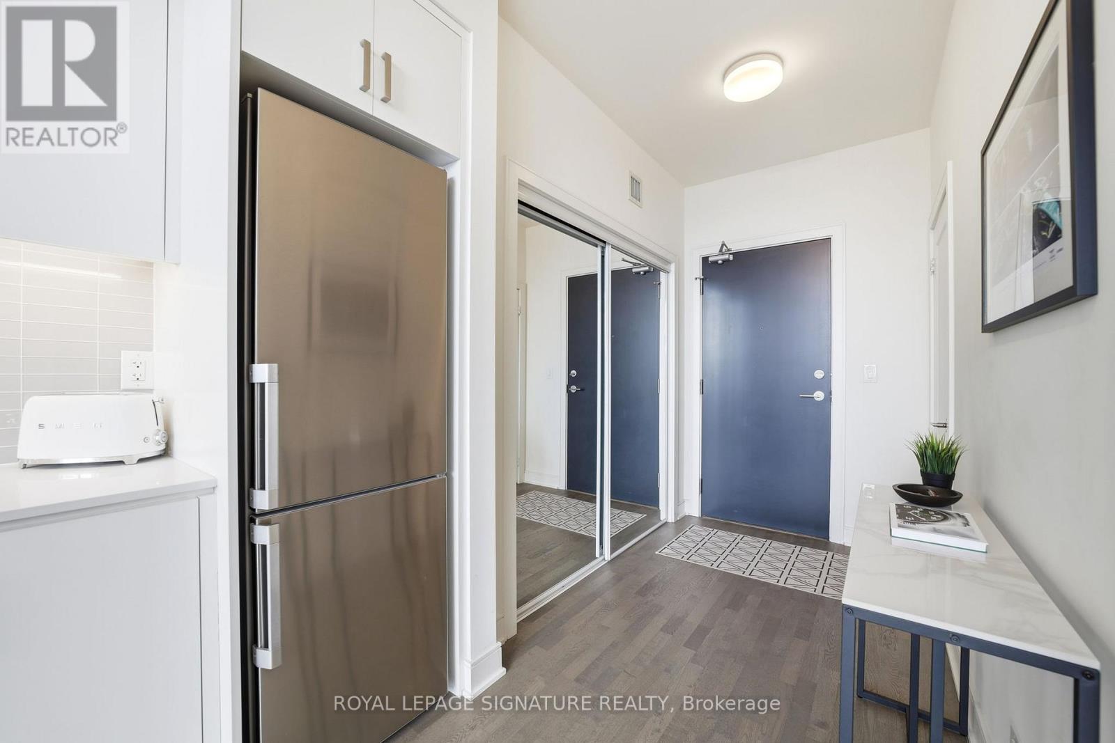 472 - 1575 Lakeshore Road W, Mississauga, Ontario  L5J 0B1 - Photo 6 - W12822818