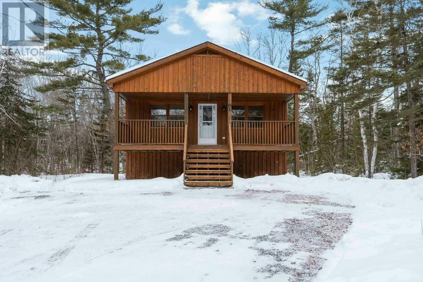 81 Canyon Point Road, Vaughan, Nova Scotia  B0N 2T0 - Photo 2 - 202603414