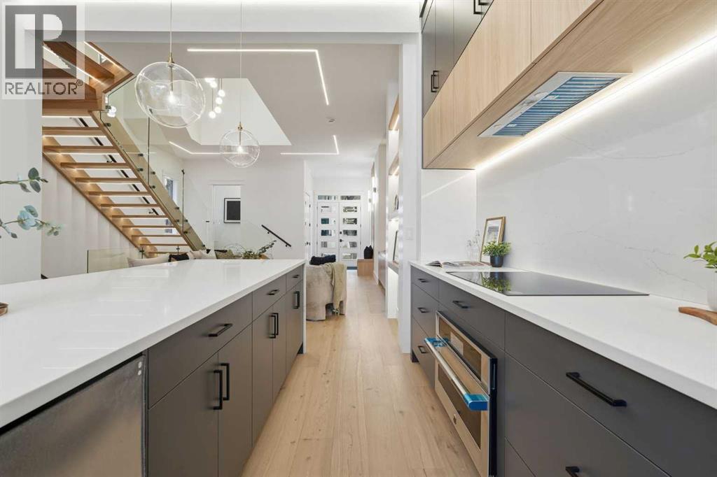 134 Lissington Drive Sw, Calgary, Alberta T3E 5E3 - Photo 12 - A2284176