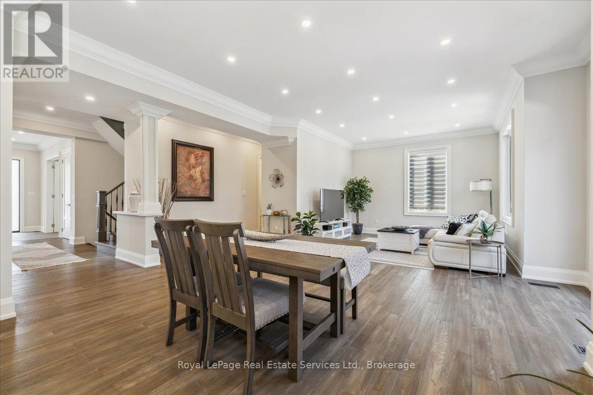 1211 Pinegrove Road, Oakville, Ontario  L6L 2W8 - Photo 12 - W12818918