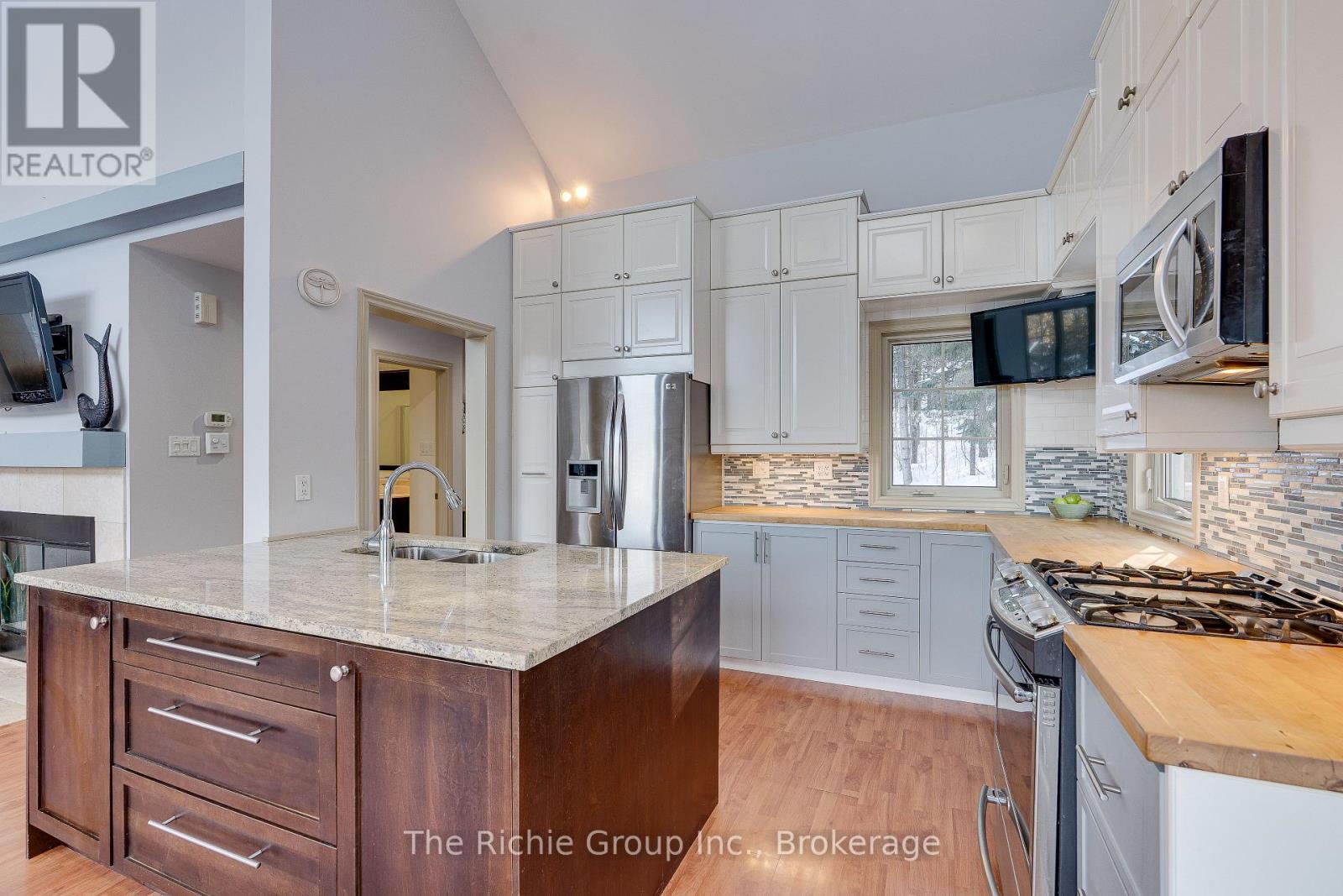 427223 Twenty-Fifth  R.r. 4 Side Road, Mono, Ontario  L9V 1E6 - Photo 8 - X12821324