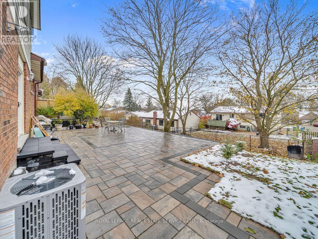 305 Ironwood Road, Guelph, Ontario  N1G 3G2 - Photo 41 - X12822566