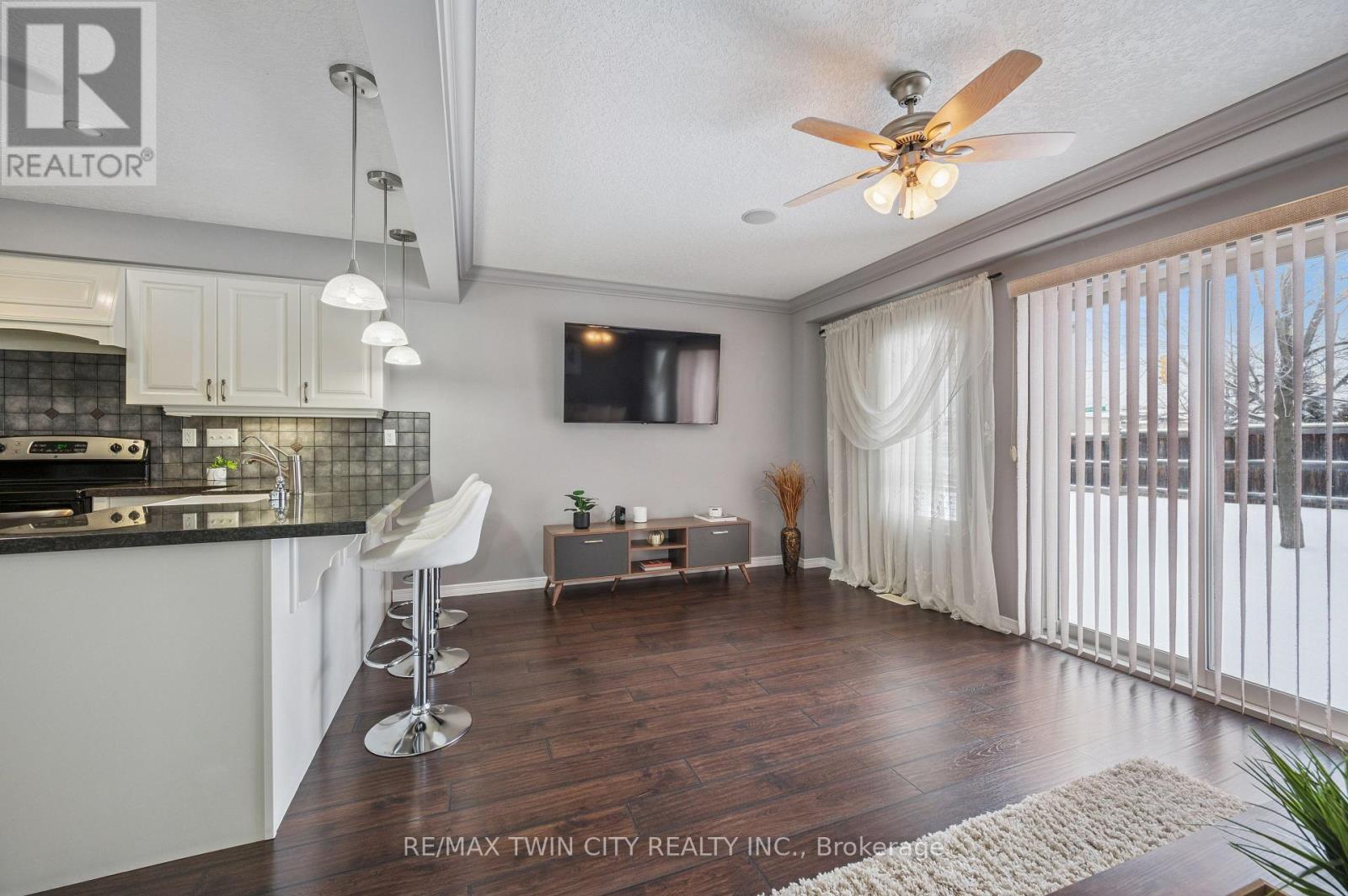 A4 - 7 Upper Mercer Street, Kitchener, Ontario  N2A 0B7 - Photo 10 - X12822660