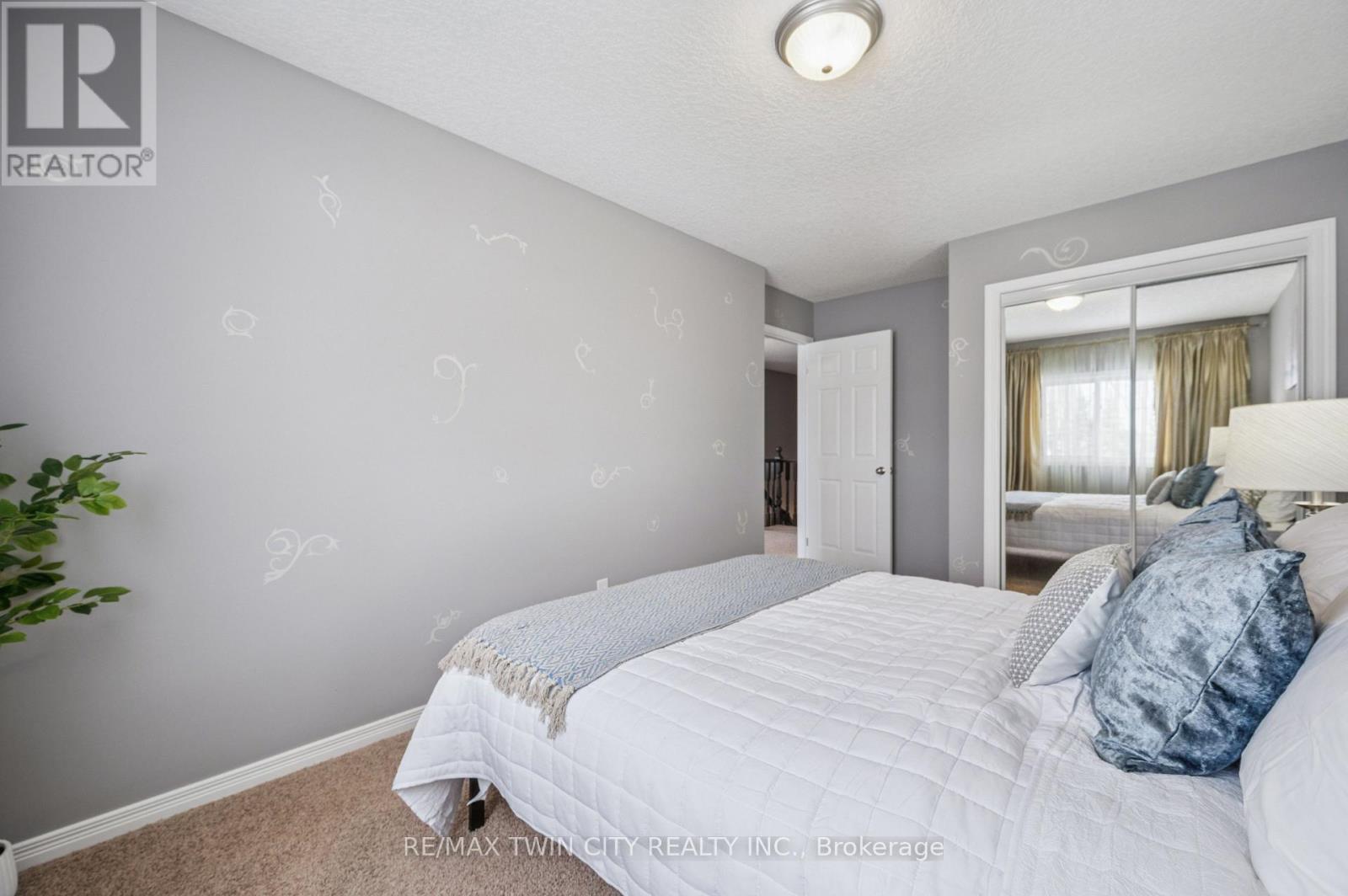 A4 - 7 Upper Mercer Street, Kitchener, Ontario  N2A 0B7 - Photo 16 - X12822660