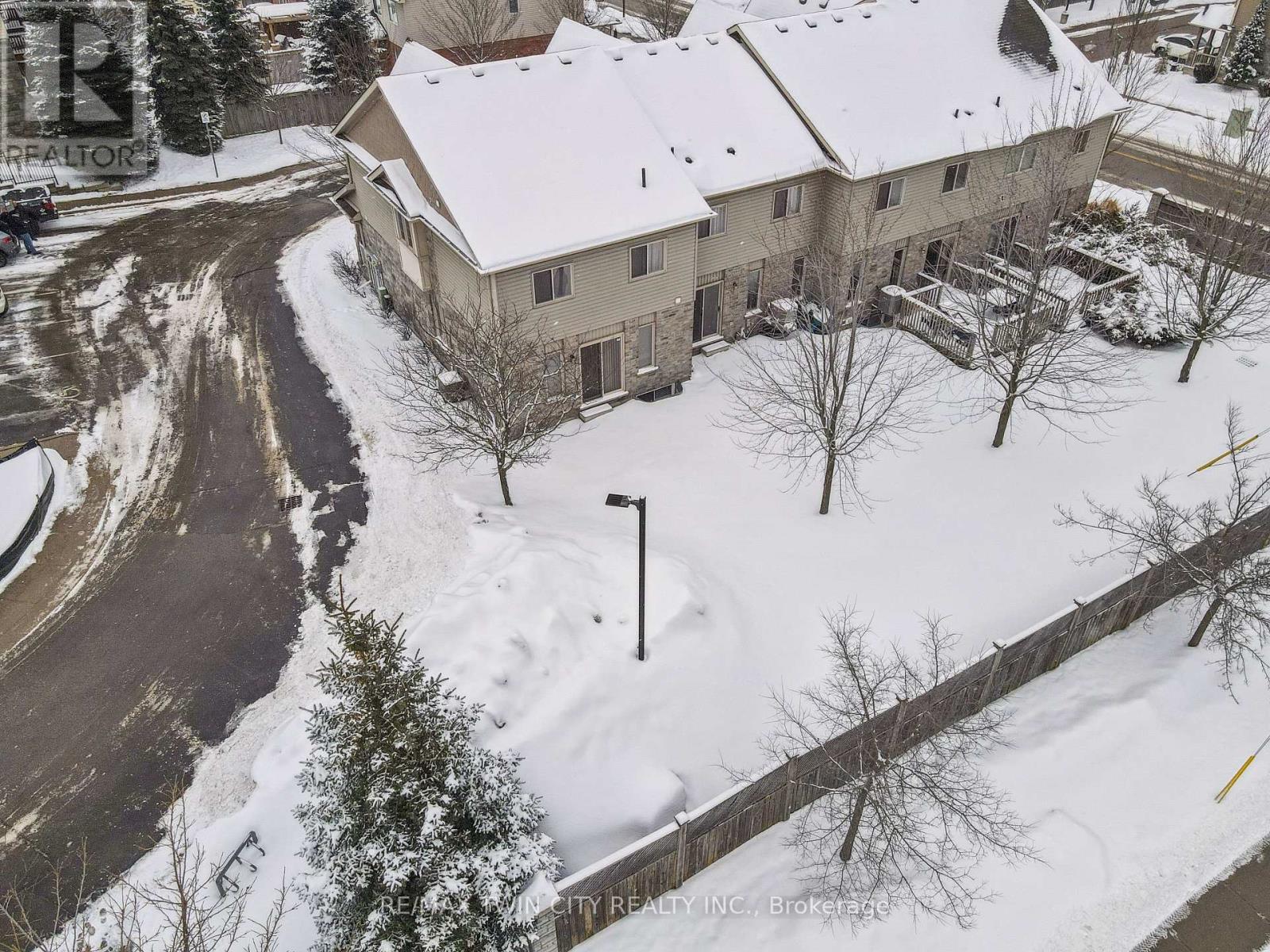 A4 - 7 Upper Mercer Street, Kitchener, Ontario  N2A 0B7 - Photo 22 - X12822660