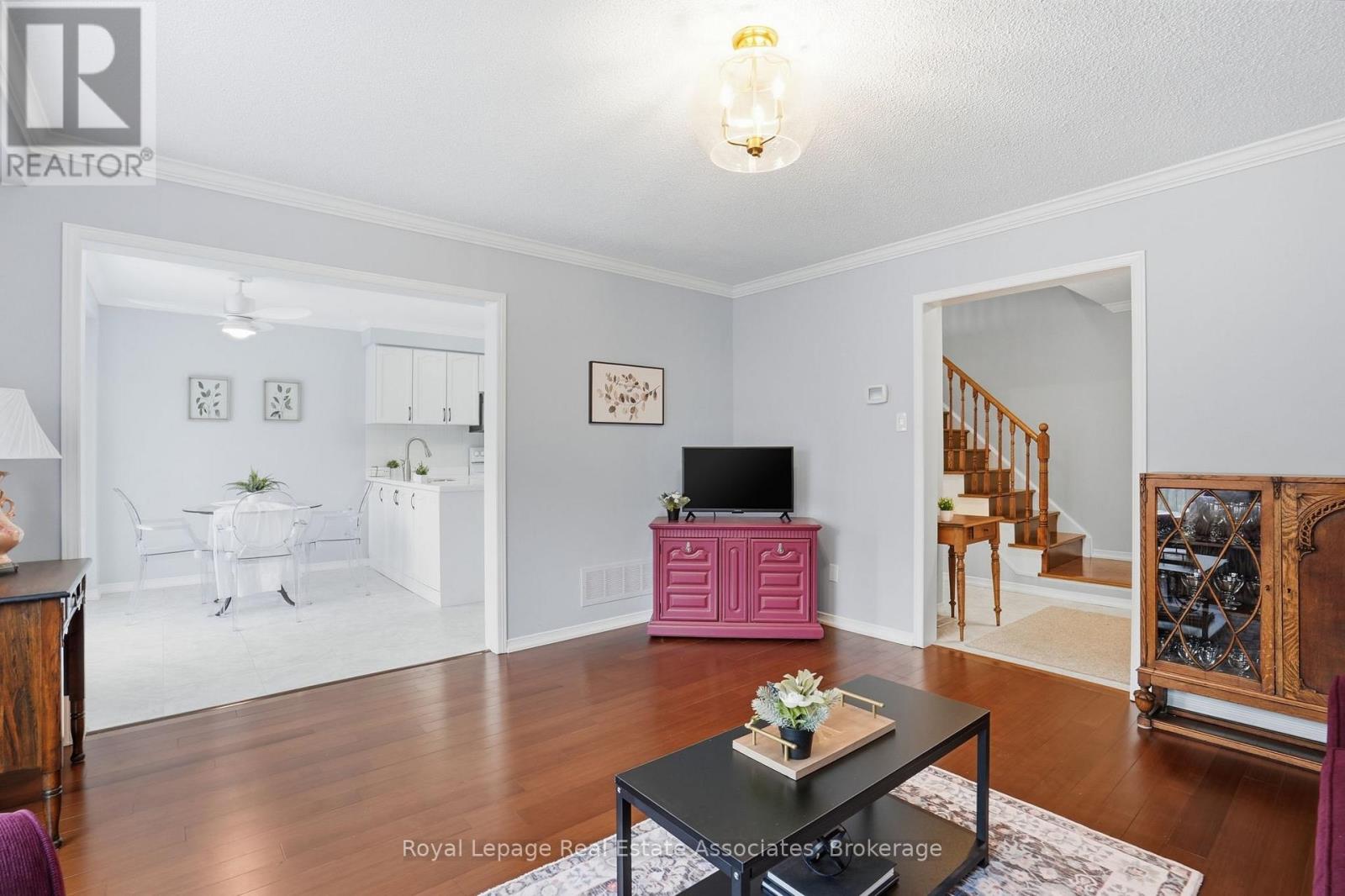 140 Fellowes Crescent, Hamilton (Waterdown), Ontario  L0R 2H3 - Photo 17 - X12822710