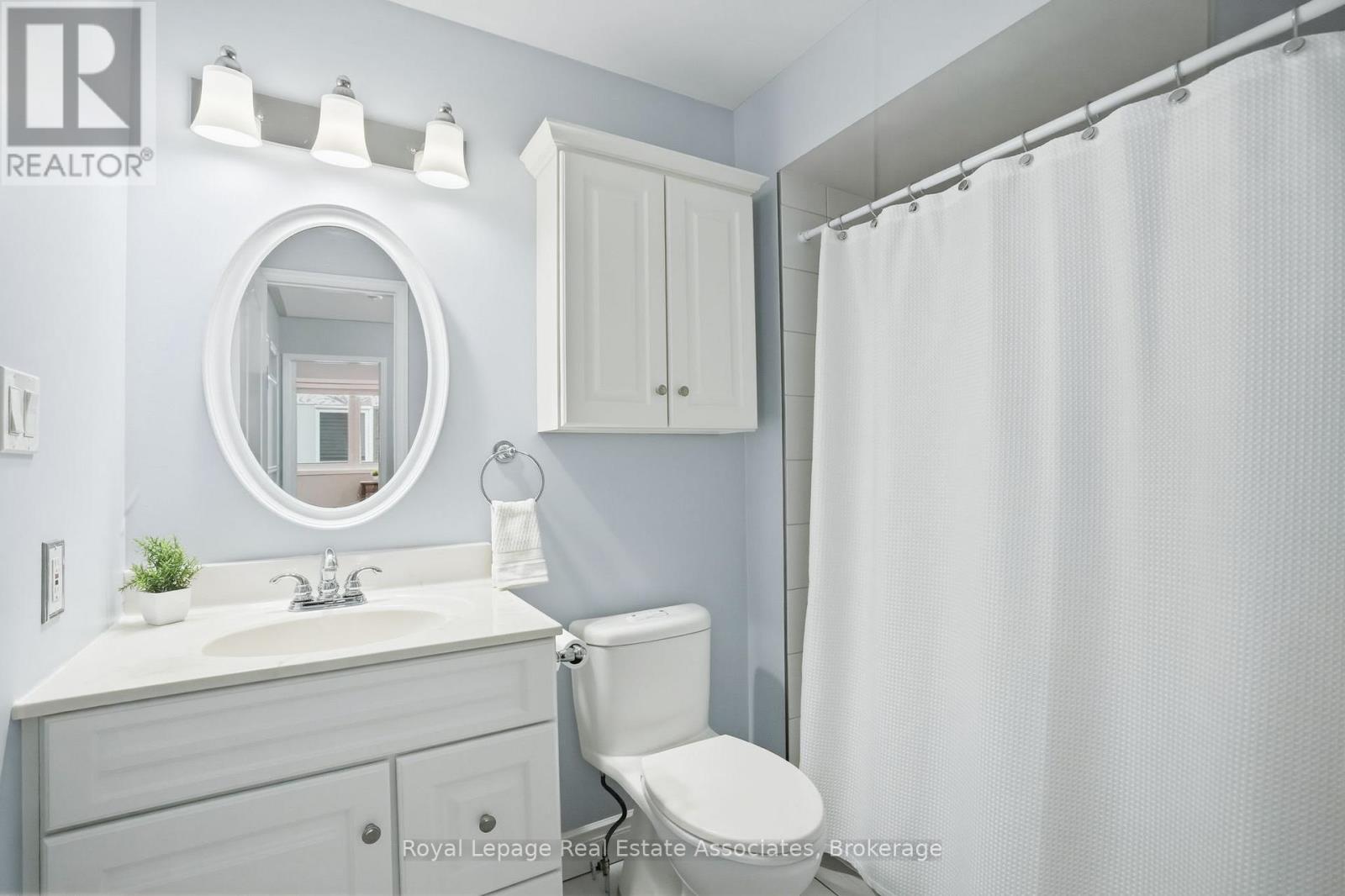 140 Fellowes Crescent, Hamilton (Waterdown), Ontario  L0R 2H3 - Photo 20 - X12822710