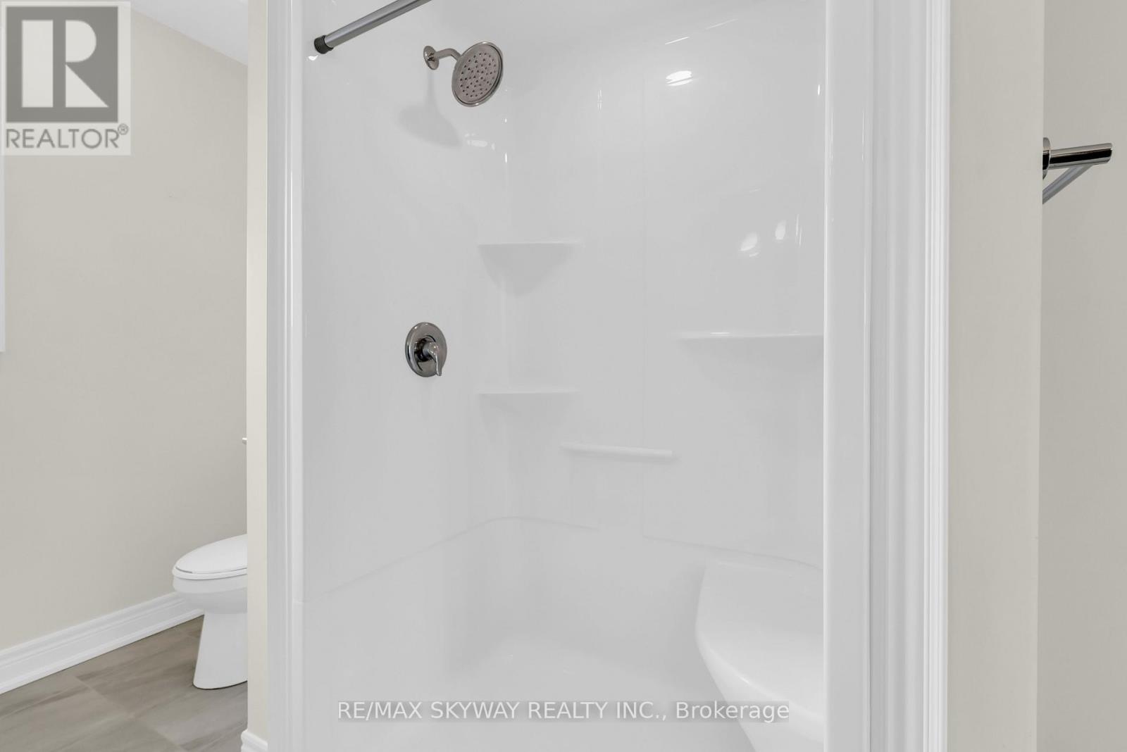 27 Monarch Street, Welland, Ontario  L3C 0E6 - Photo 26 - X12822724