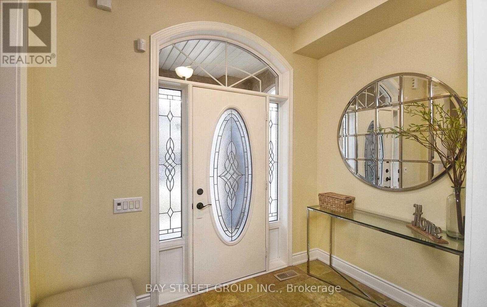 336 Turning Leaf Road, Oakville, Ontario  L6L 6W7 - Photo 5 - W12650496